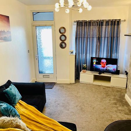 Cheerful -2 Bedroom Holiday Home Kingston upon Hull Exteriér fotografie