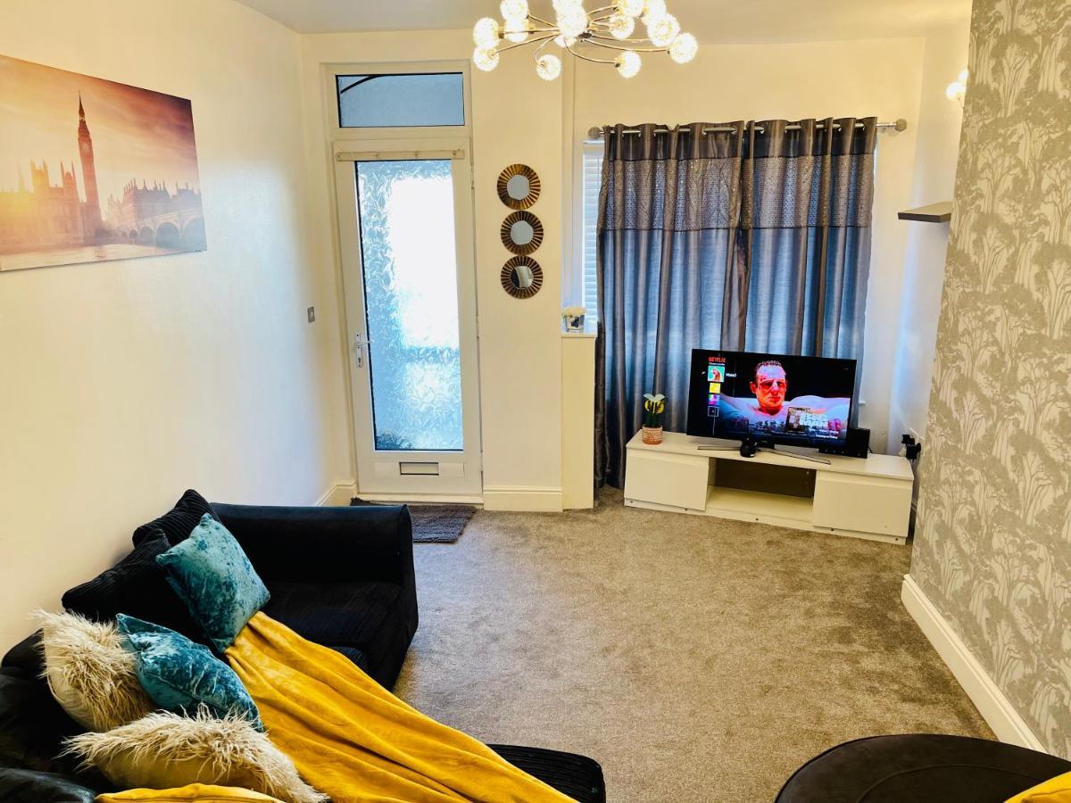 Cheerful -2 Bedroom Holiday Home Kingston upon Hull Exteriér fotografie